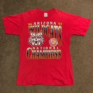 Vintage 96-97 Arizona Wildcat NCAA Champs T-shirt